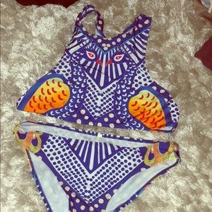Patterned racerback bikini